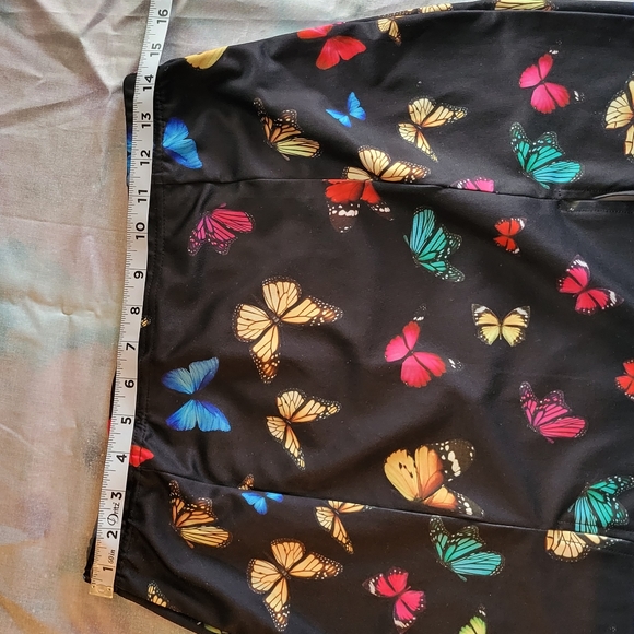 Shein mini skirt - Picture 3 of 4